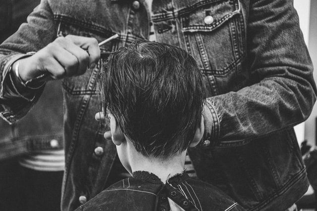 Tips on Choosing the Right Hair-Cutting Scissors